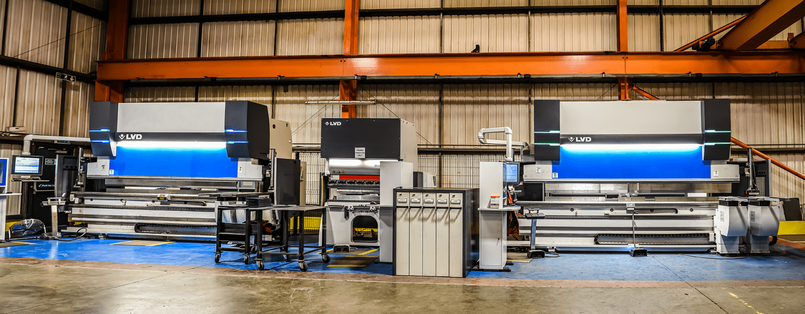 LVD's Easy-Form press brakes at LNS Turbo