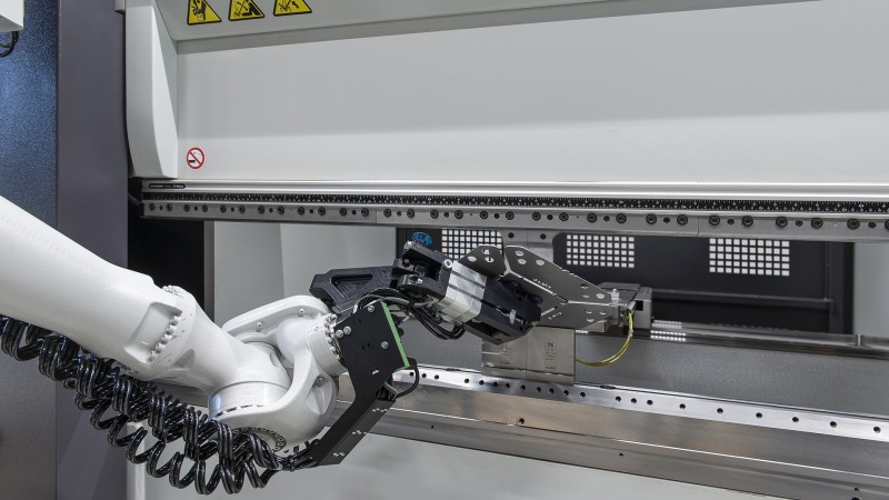 Dyna-Cell robotic bending system