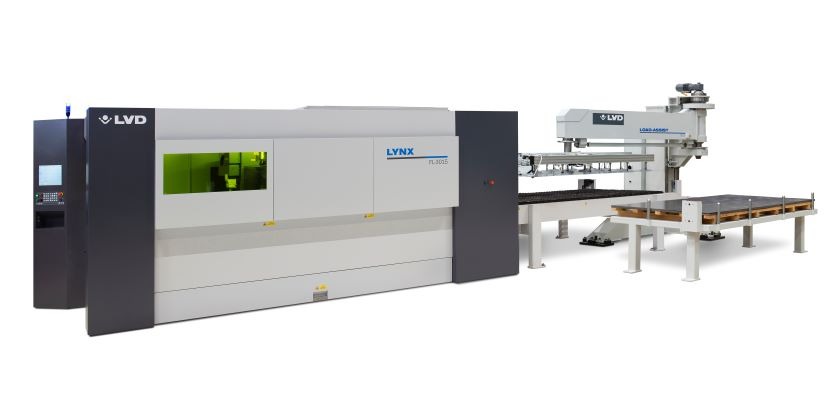 Lynx fiber laser cutting machine with load assist working