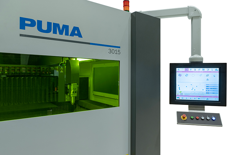 Puma fiber laser cutting machine touchscreen