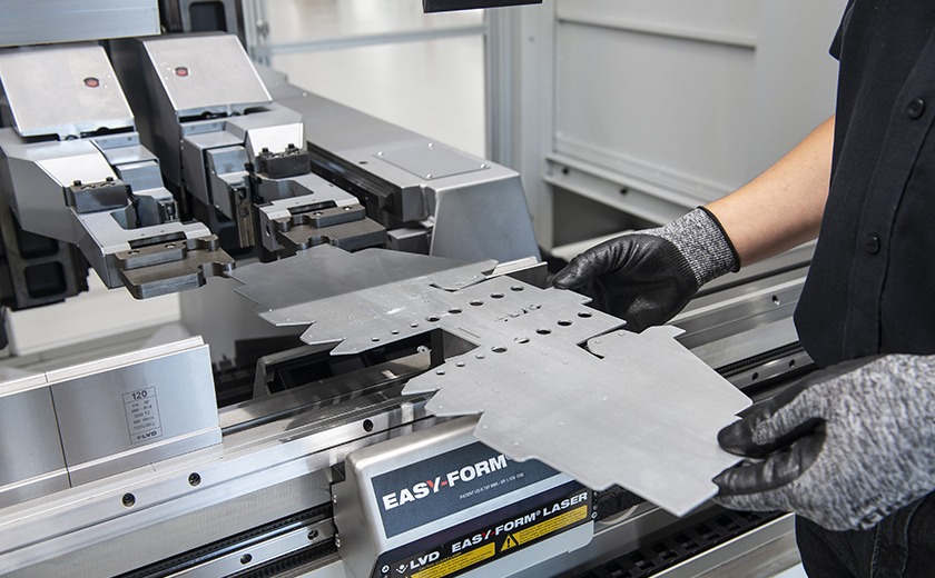 ToolCell press brake machine