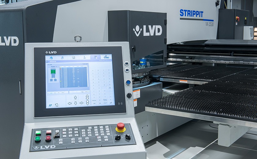 LVD Strippit VX punching machine screen