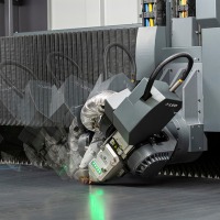 LVD Taurus large laser cutter bevel head