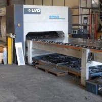 Used laser cutting machine Sirius Plus 3015 4kW