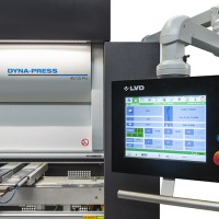 Dyna Press electric press brake touchscreen